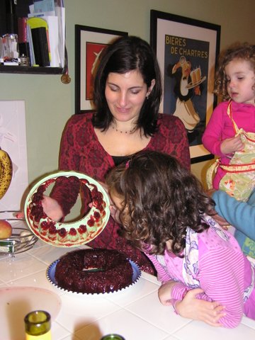 Mom & her girls with Thanksgiving Jello